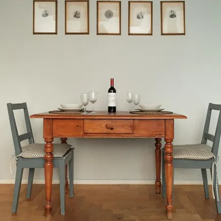 Erta Flat & * Florencia